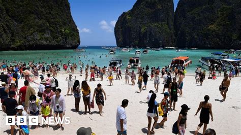 Thailands Maya Bay From The Film The Beach Shuts Bbc News