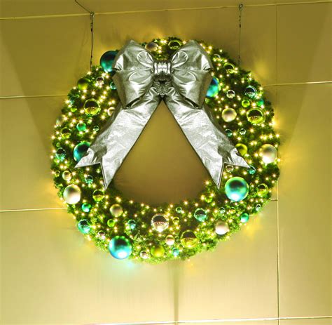 Coastal Commercial Wreath - Commercial Christmas Supply - Commercial ...