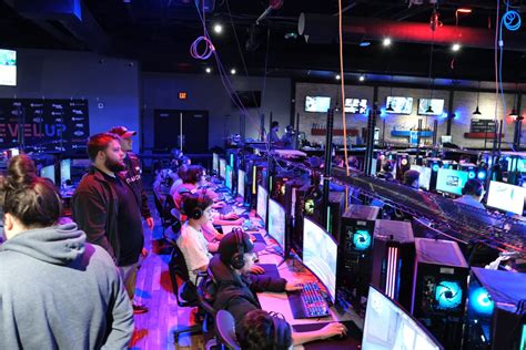 Kcgameon 91 Lan Party Connects Gamers With Tournaments Food And More