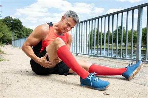 How To Heal A Hamstring Strain Fast Feel Good Life