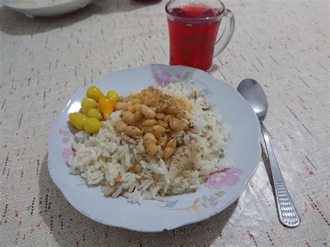 Kuru fasulye pilav, muhteşem bir ikilidir. Kuru fasulye +pilav+aci biber tursusu+hosaf :D » Sayfa 1 - 1