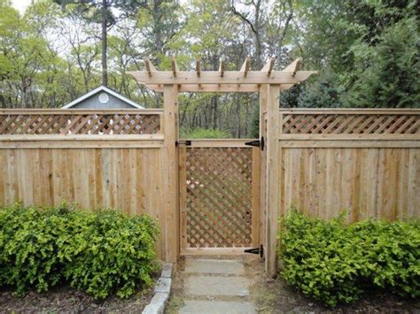 Japanese Fences Increase The Beauty Of Your Yard Fence With Lattice