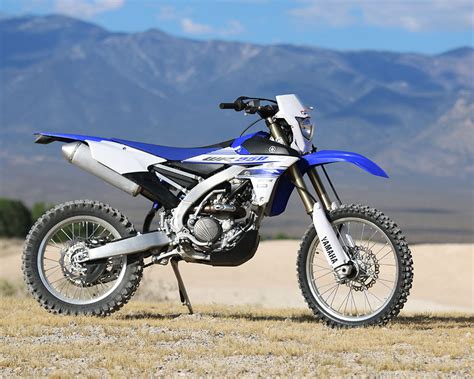 The history of yamaha dirt bikes began way back before your old man was just a twinkle in his ol' man's eye. 2016 Yamaha WR250F - Dirt Bike Test