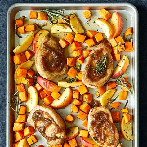 Sear the pork chops for 2 minutes on each side. Roasted Pork and Apples - Recipes | Pampered Chef US Site