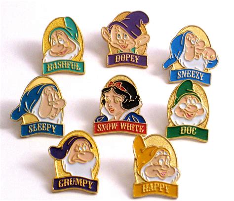 Rare Disney Snow White And Seven Dwarf Collectors Pins 8 Vintage
