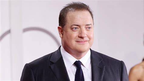 Brendan Fraser Moved To Tears After Minute Standing Ovation