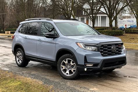 The 2022 Honda Passport TrailSport Is a Family SUV With Added Swagger