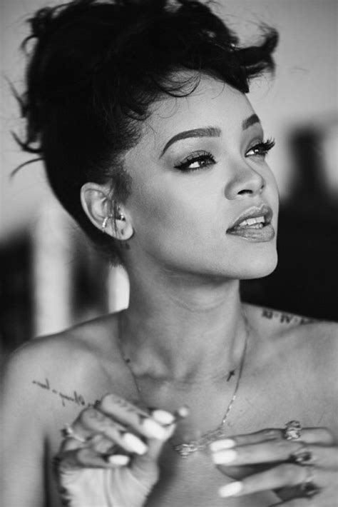 Rihanna Fenty Rihanna Moda Rihanna Rihanna Nails Rihanna Tattoo