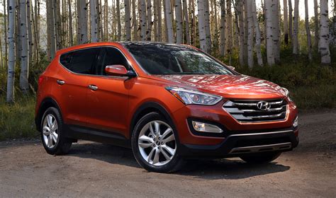 The edmunds experts tested the 2021 santa fe both on the road and at the track, giving it a 7.7 out of 10. Hyundai Santa Fe - Avis