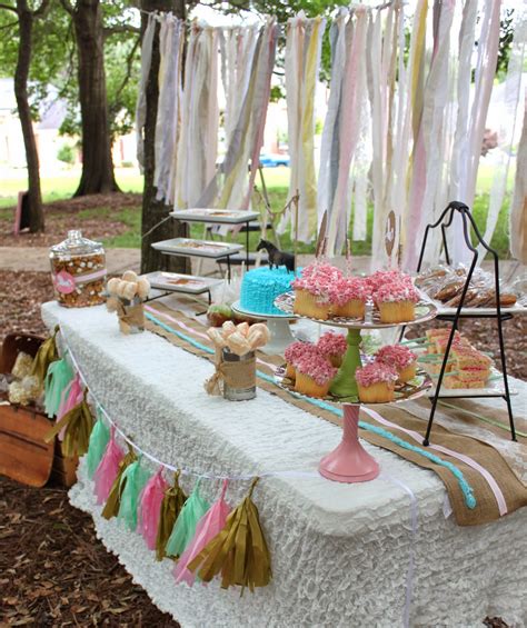 Check spelling or type a new query. So Cute Parties: Tween Vintage Horse Party