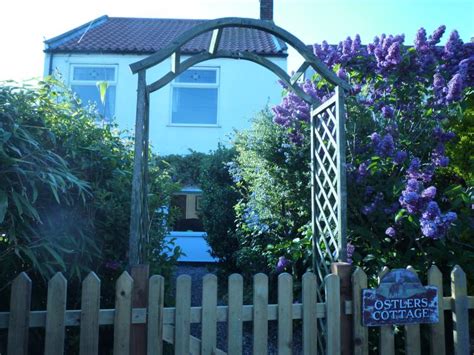 Ostlers Cottage Updated 2022 3 Bedroom Cottage In Winterton On Sea With Internet Access And