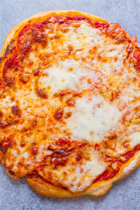 Three Cheese Pizza Recipe Quick And Easy Averie Cooks