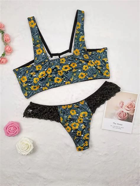 Plus Size Sunflower Print Contrast Lace Bra And Panties Underwear Set