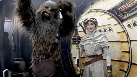 Disneyland Paris Rey And Chewbacca Meet And Greet Youtube