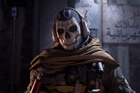 Call Of Duty Modern Warfare Gets New Operator Warzone Silenced Floor