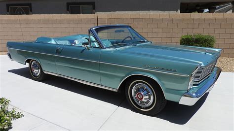 Top 300 1965 Ford Galaxie Convertible