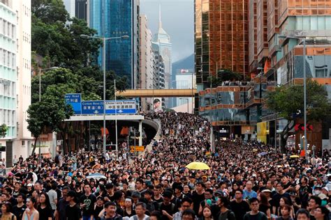 Hong Kong Protests Tens Of Thousands Return To Streets As Protesters