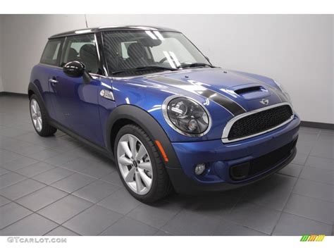 Lightning Blue Metallic 2013 Mini Cooper S Hardtop Exterior Photo