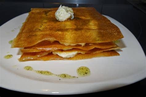 Sukalki es el nombre de un plato tradicional de la cocina vasca que básicamente consiste en un guiso de carne con patatas y verduras, es uno de esos guisos reconfortantes y que tiene sus toques personales que se otorgan en la cocina. Las recetas de Francis Aguilera: Milhojas de brandada de ...