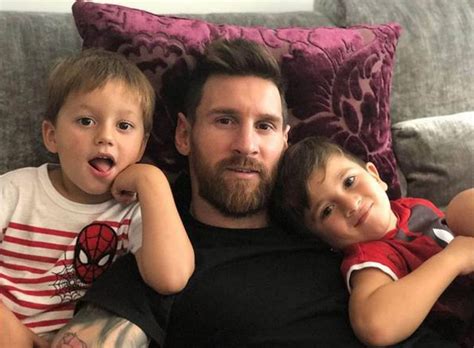 Lionel Messi Papa Pour La Troisième Fois Découvrez Le P Closer