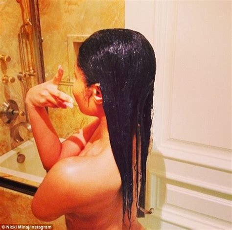 Nicki Minaj Posts Series Of Naked Shower Selfies On