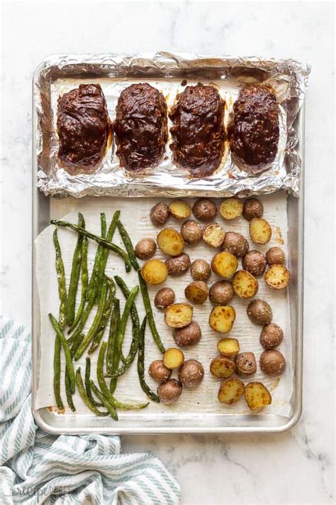 Drain, glaze and brown at 400. How Long To Cook A Meatloaf At 400 Degrees : Quick Meat ...