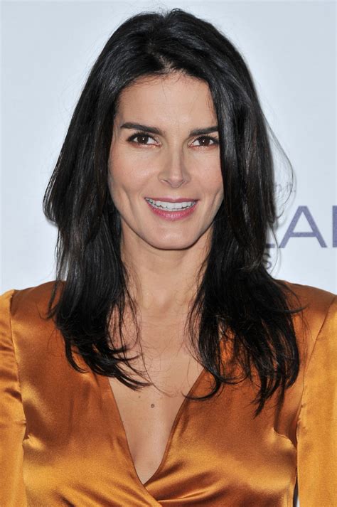 Angie Harmon At 2015 Elle Women In Hollywood Awards In Los Angeles 10