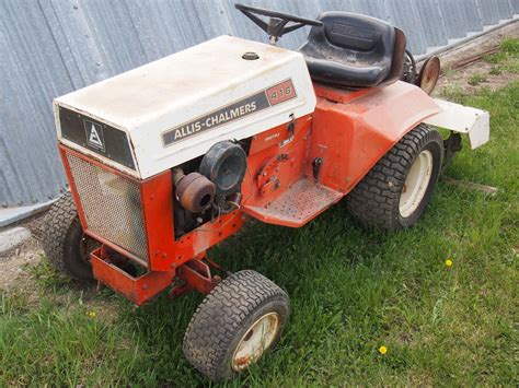 Allis Chalmers 416 Lawn Tractor And Cultivator