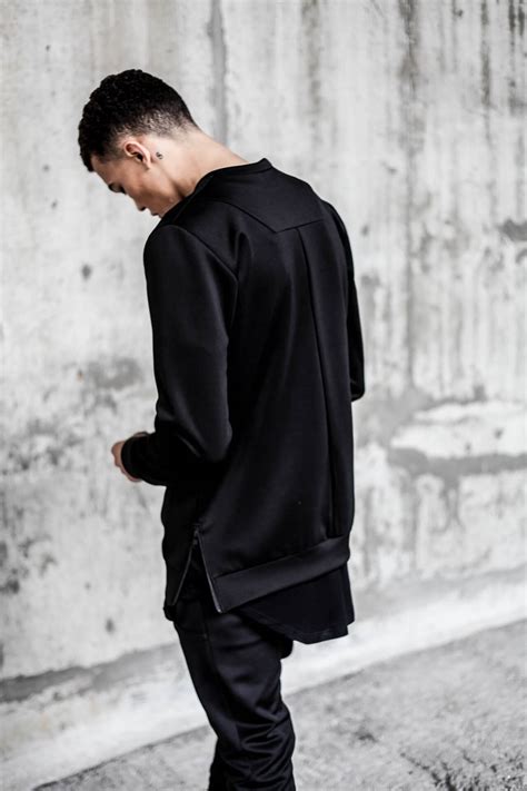 mens fashion guide  wearing  black
