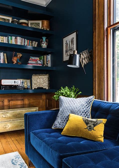 Blue On Blue Blue Wallpaper Living Room Blue Living Room Wallpaper