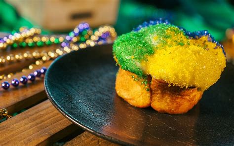 Another foodie guide coming your way, this time diving taste buds into all the cajun dishes and signature drinks from universal's mardi gras. Universal Orlando Close Up | A Complete Food Guide to ...