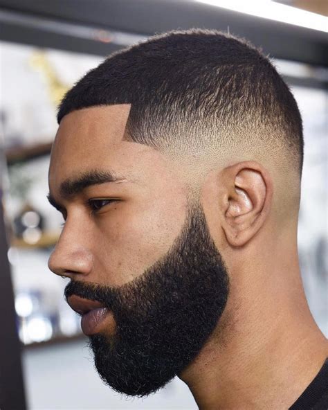 The mid fade haircut has been growing in popularity around the world. Mid Fade Corte De Pelo : Mid Drop Fade Haircut 25 Best Mid ...
