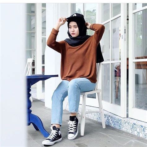 Check spelling or type a new query. 15+ Trend Terbaru Ootd Celana Jeans Putih Hijab - Flatpop ...