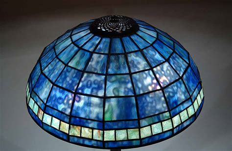 Tiffany Lamp 16 Geometric Dome 1901
