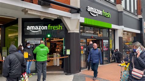 Amazon Fresh Store Inside The New Till Free Smart Supermarket In West