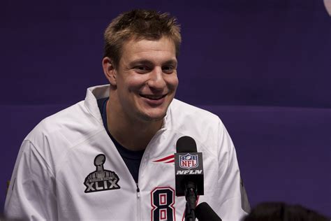 There Appears to Be a Rift between Rob Gronkowski and the Patriots