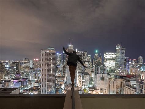 On Top Of The World Amazing Photos Of Rooftopping In Toronto The Independent