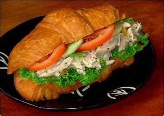 Cara membuat sandwich ini cukup praktis. Resepi Sandwich Ayam Mayonnaise | NZ resepi World
