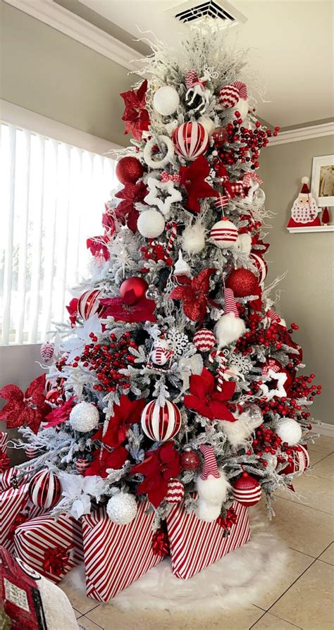 Candy Cane Theme Christmas Tree