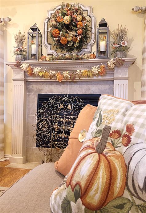 Kristens Creations Fall Mantel 2020