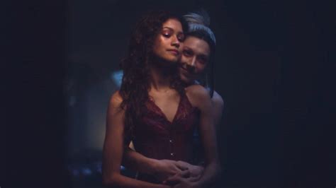Euphoria A Definitive Timeline Of Rue And Jules Relationship
