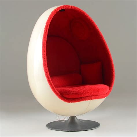 1960s Egg Chair Ebth