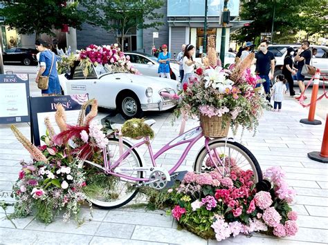 Fleurs De Villes Stunning Floral Display In Downtown Vancouver
