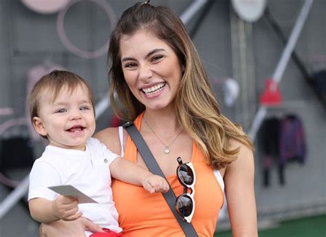 Todo Sorridente Filho De Bruna Ham Rouba A Cena Em Sp Quem Quem News