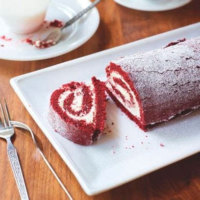 A red velvet cake is instantly recognizable with its bright red color offset by a white cream cheese frosting. Best Hummingbird Bakery Recipes | Easy cake ideas | cupcake recipes | food | entertaining ...