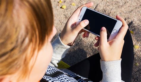 Parents Your Kid Should Not Have A Smartphone National Review