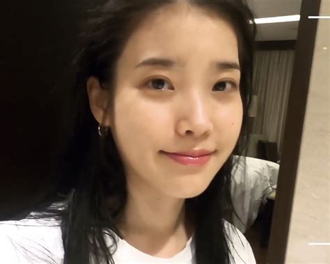 Image In Iu ☆ Collection By ☻ On We Heart It Cute Korean Girl Without Makeup Girls World