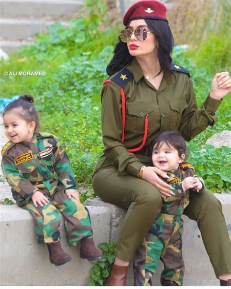صور بنات الجيش بوستات لفتيات بالملابس العسكرية شوق وغزل