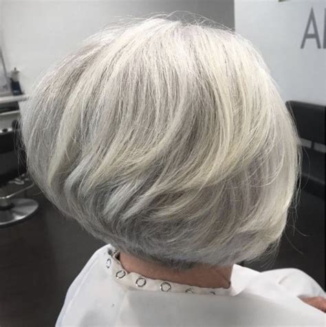 Gorgeous Short Hairstyles For Women Over 70