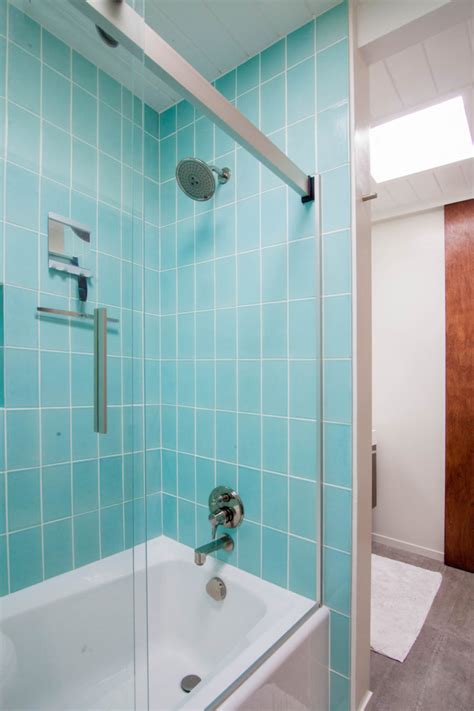 Mt Ranier Eichler 4x8 Aqua Bathroom Fireclay Tile